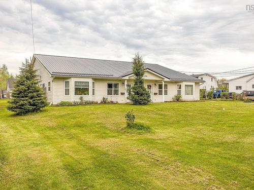 494 Pictou Road, Valley, NS 