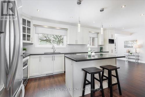 78 Castille Crescent, Georgina, ON - Indoor Photo Showing Kitchen With Upgraded Kitchen