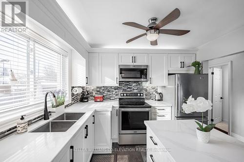 94 Archibald Street, Brampton, ON - Indoor Photo Showing Kitchen With Double Sink With Upgraded Kitchen