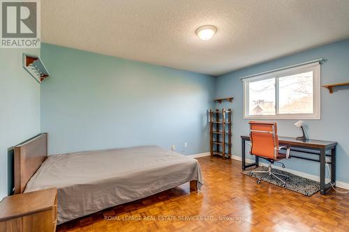 1143 Chapelton Place, Oakville, ON - Indoor Photo Showing Bedroom