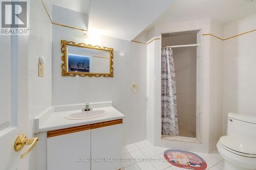 1143 Chapelton Place, Oakville, ON - Indoor Photo Showing Bathroom