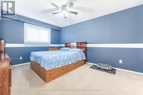 17 Ashurst Crescent, Brampton, ON - Indoor Photo Showing Bedroom