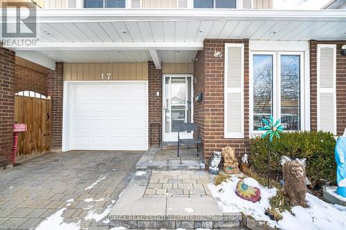 17 Ashurst Crescent, Brampton, ON - Outdoor