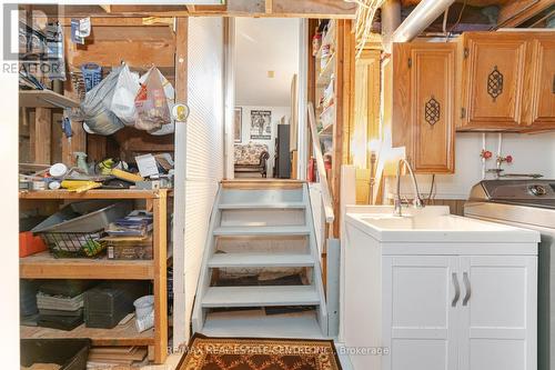 17 Ashurst Crescent, Brampton, ON - Indoor Photo Showing Laundry Room