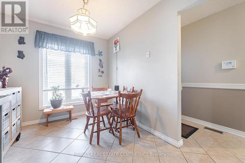 17 Ashurst Crescent, Brampton, ON - Indoor Photo Showing Dining Room