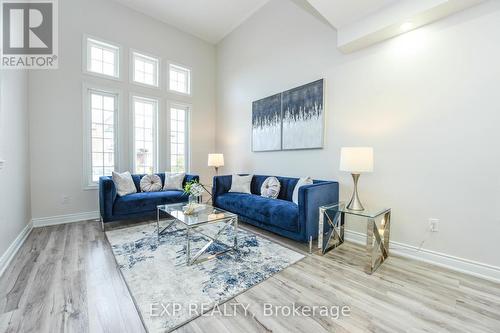 63 Lightheart Drive, Caledon, ON - Indoor Photo Showing Living Room