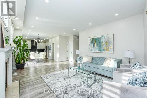 63 Lightheart Drive, Caledon, ON - Indoor Photo Showing Living Room