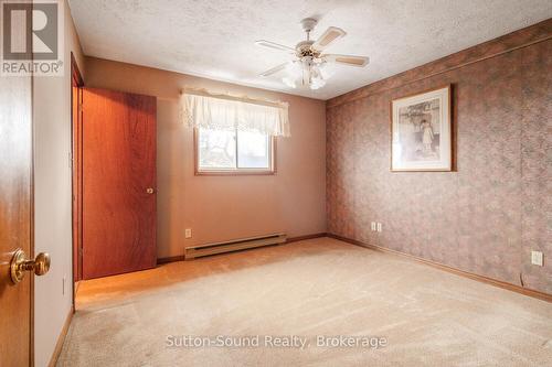 725 11Th Street W, Owen Sound, ON - Indoor Photo Showing Other Room