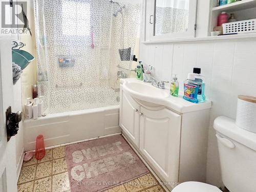 609 Brewster Street, Temiskaming Shores (Haileybury), ON - Indoor Photo Showing Bathroom