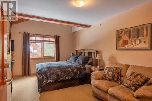 1003 Mountain View Road Unit# B, Rossland, BC - Indoor Photo Showing Bedroom