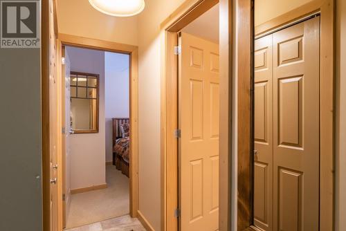 1003 Mountain View Road Unit# B, Rossland, BC - Indoor Photo Showing Other Room