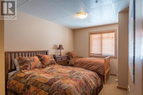 1003 Mountain View Road Unit# B, Rossland, BC - Indoor Photo Showing Bedroom