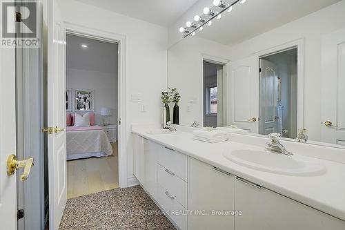 149 Olive Avenue, Toronto, ON - Indoor Photo Showing Bathroom