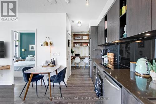 712 - 200 Sackville Street, Toronto, ON - Indoor Photo Showing Dining Room