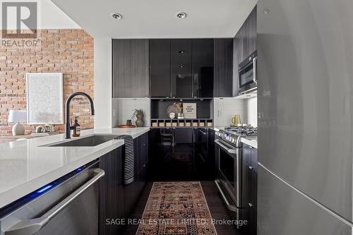 219 - 88 Colgate Avenue, Toronto, ON - Indoor Photo Showing Kitchen With Upgraded Kitchen