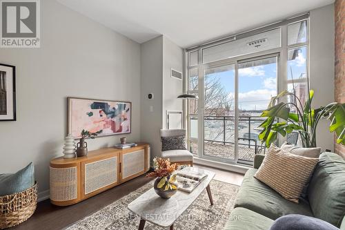 219 - 88 Colgate Avenue, Toronto, ON - Indoor Photo Showing Living Room