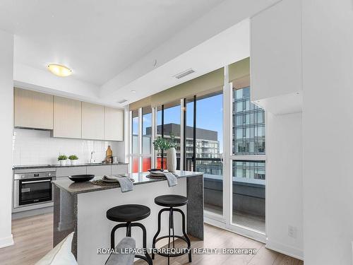 1808-120 Parliament St, Toronto, ON - Indoor Photo Showing Kitchen