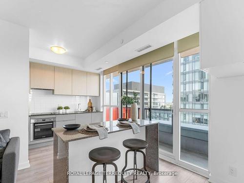 1808-120 Parliament St, Toronto, ON - Indoor Photo Showing Kitchen