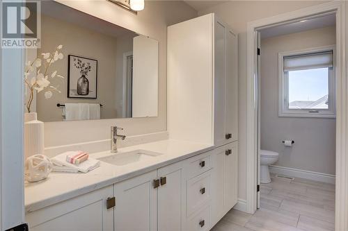 51 Kittling Ridge Court, Sudbury, ON - Indoor Photo Showing Bathroom