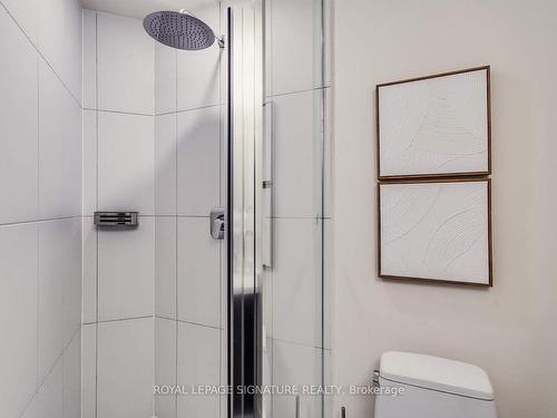 2124-9000 Jane St, Vaughan, ON - Indoor Photo Showing Bathroom