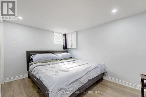 14 Greenhills Square, Brampton, ON - Indoor Photo Showing Bedroom