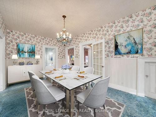 33 Pine Ave, Caledon, ON - Indoor Photo Showing Dining Room