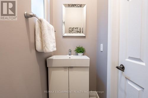 57 Century Street, Hamilton, ON - Indoor Photo Showing Bathroom