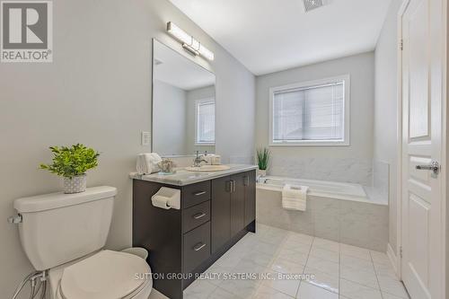 5539 Meadowcrest Avenue, Mississauga, ON - Indoor Photo Showing Bathroom