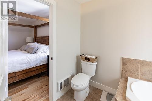 42 Julieann Place, St. John'S, NL - Indoor Photo Showing Bathroom