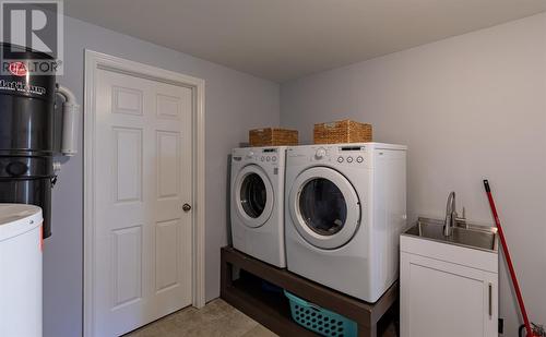 42 Julieann Place, St. John'S, NL - Indoor Photo Showing Laundry Room