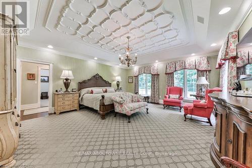 3400 Milburough Line, Burlington, ON - Indoor Photo Showing Bedroom