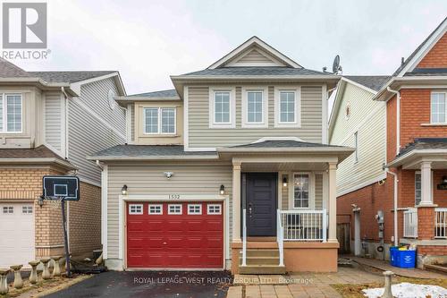 1532 Sarasota Crescent, Oshawa, ON - Outdoor With Facade