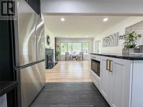 2845 Virginia Park, Windsor, ON - Indoor Photo Showing Kitchen