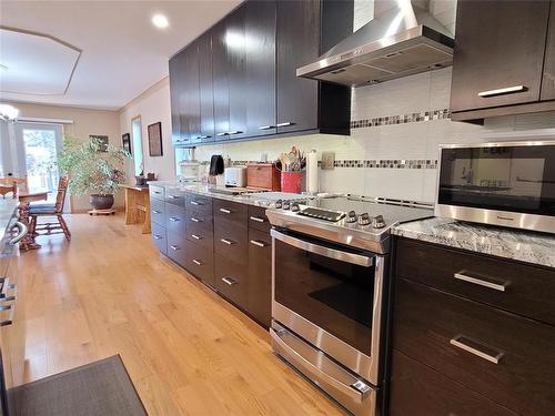 26159 Pr 331 Highway E, Newton, MB - Indoor Photo Showing Kitchen