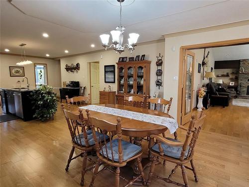 26159 Pr 331 Highway E, Newton, MB - Indoor Photo Showing Dining Room