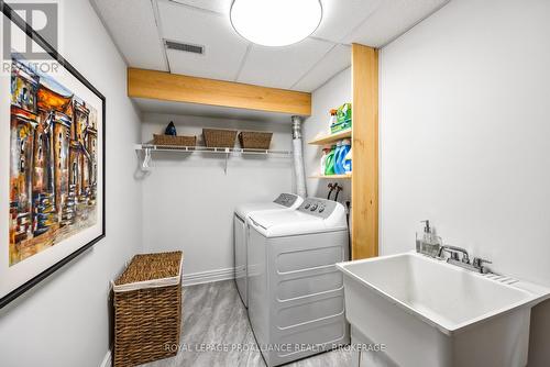 4188 Mangan Boulevard, Kingston (City North Of 401), ON - Indoor Photo Showing Laundry Room