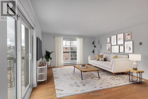 603 - 14 Greenview Drive, Kingston (Central City West), ON - Indoor Photo Showing Living Room