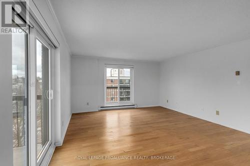 603 - 14 Greenview Drive, Kingston (Central City West), ON - Indoor Photo Showing Other Room