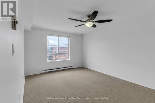 603 - 14 Greenview Drive, Kingston (Central City West), ON - Indoor Photo Showing Other Room