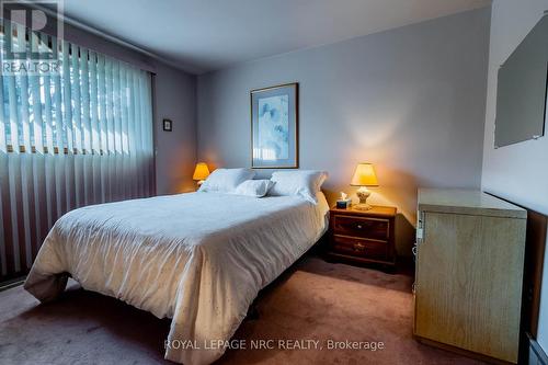 48 Prince Charles Drive, St. Catharines (443 - Lakeport), ON - Indoor Photo Showing Bedroom