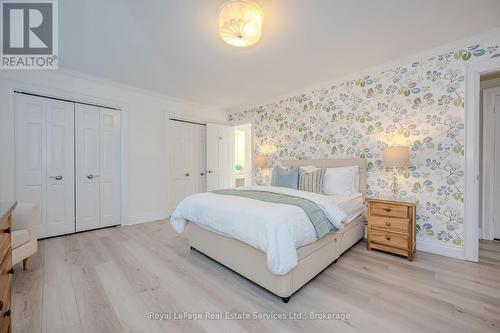 2145 Elmhurst Avenue, Oakville (Eastlake), ON - Indoor Photo Showing Bedroom