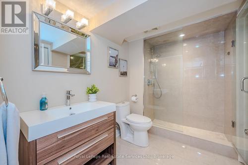 2145 Elmhurst Avenue, Oakville (Eastlake), ON - Indoor Photo Showing Bathroom