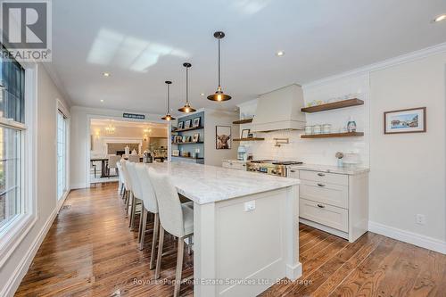 2145 Elmhurst Avenue, Oakville (Eastlake), ON - Indoor Photo Showing Kitchen With Upgraded Kitchen