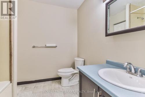 128 Aspen Street, Brant, ON - Indoor Photo Showing Bathroom