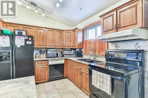 128 Aspen Street, Brant, ON - Indoor Photo Showing Kitchen With Double Sink