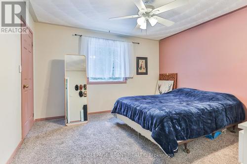 128 Aspen Street, Brant, ON - Indoor Photo Showing Bedroom