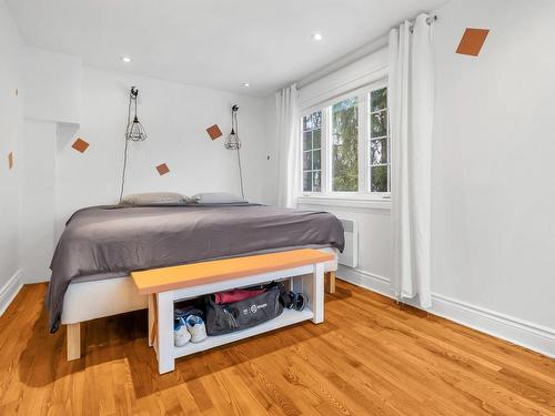 Master bedroom - 7481 Rue Mount, Montréal (Côte-Des-Neiges/Notre-Dame-De-Grâce), QC - Indoor Photo Showing Bedroom