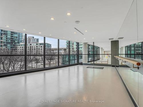 1104-215 Fort York Blvd, Toronto, ON - Indoor Photo Showing Other Room