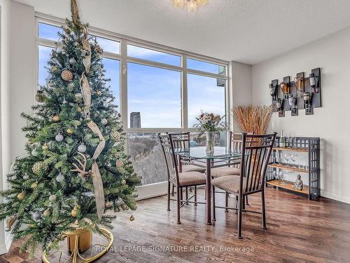 1104-215 Fort York Blvd, Toronto, ON - Indoor Photo Showing Dining Room