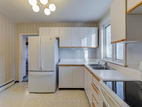 36 Kilpatrick Dr, Toronto, ON - Indoor Photo Showing Kitchen With Double Sink